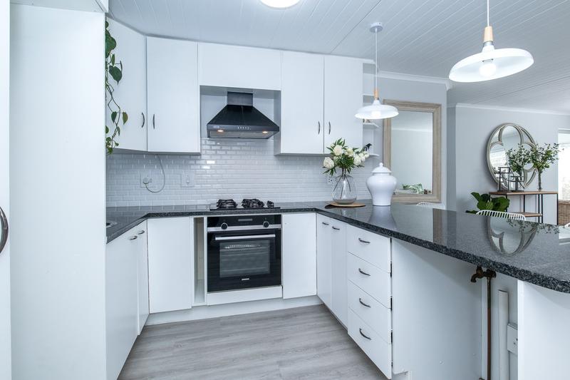 To Let 2 Bedroom Property for Rent in Plumstead Western Cape